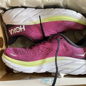 COPY - New In Box Hoka Clifton 8
